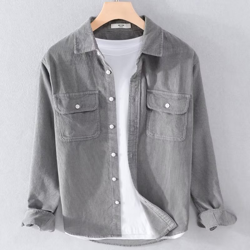Corduroy Button Up Shirt Men - メンズ コーデュロイシャツ、無地、長袖、カジュアル、ボタンダウン、日本のヴィンテージ風、ゆったりとしたシルエット、春・秋用。